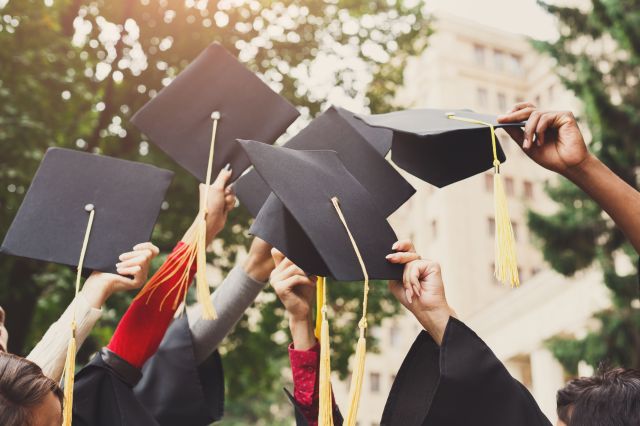 Personalized Graduation Party Themes: Tailor Your Event for Every Graduate