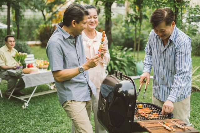 Creative Themes for a Memorable Summer BBQ Party Menu